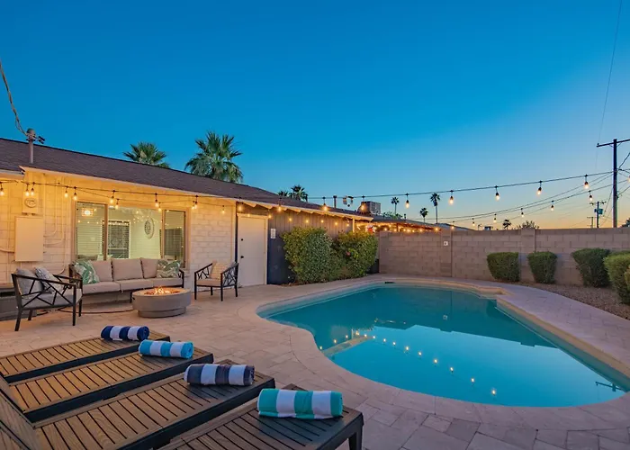 Spacious 4bd With Pool And Putting Near Old Town