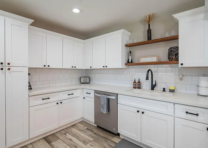 Holiday home Spacious 4bd With Pool And Putting Near Old Town Scottsdale